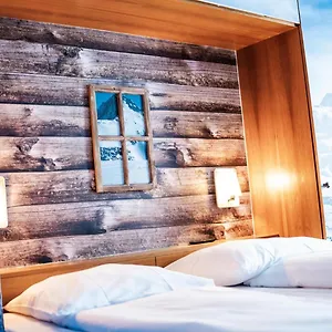 3* מלון Boutique Kronenhof